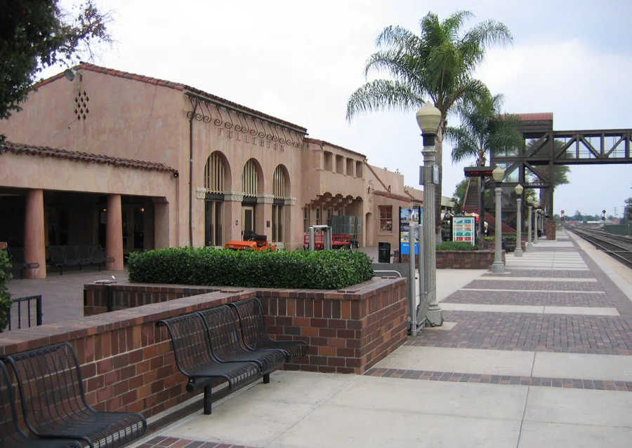 Fullerton Train Station, Fullerton